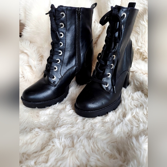 Black Lace-Up Women's Boots - Picture 3 of 4